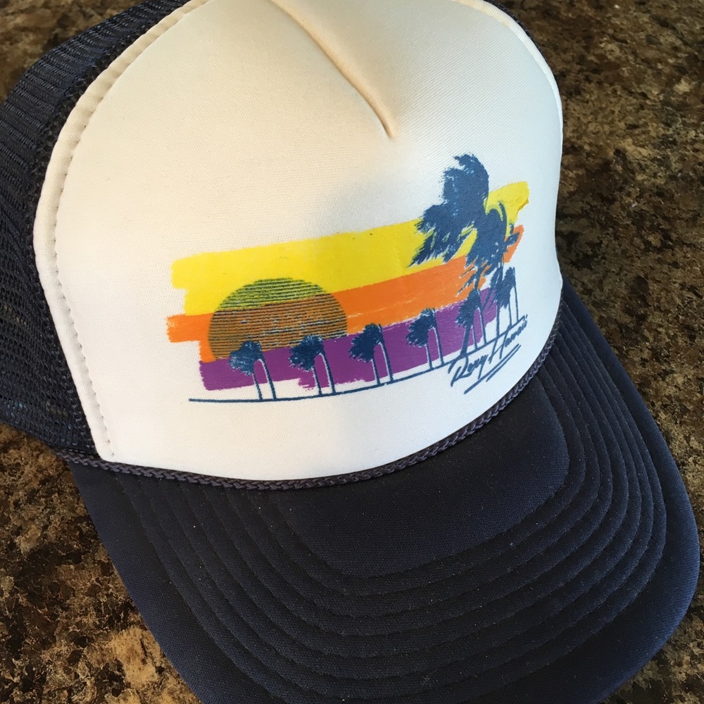 Roxy Hawaii Trucker Hat